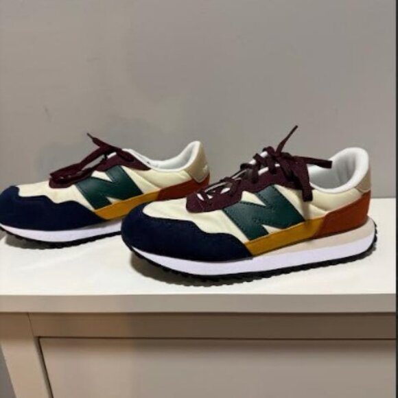 New Balance 237 Sneakers - Picture 3 of 8